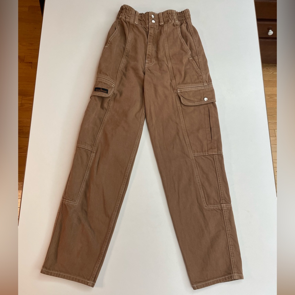 NWOT Urban Outfitters “Relaxed Skate Jean” Cargo Pants